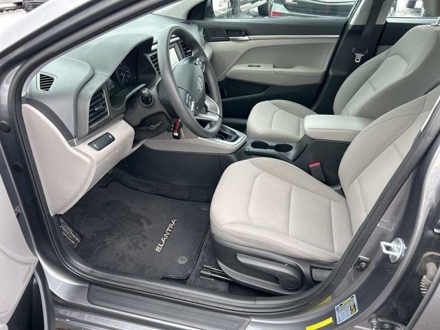 Used 2019 Hyundai Elantra SE image 13
