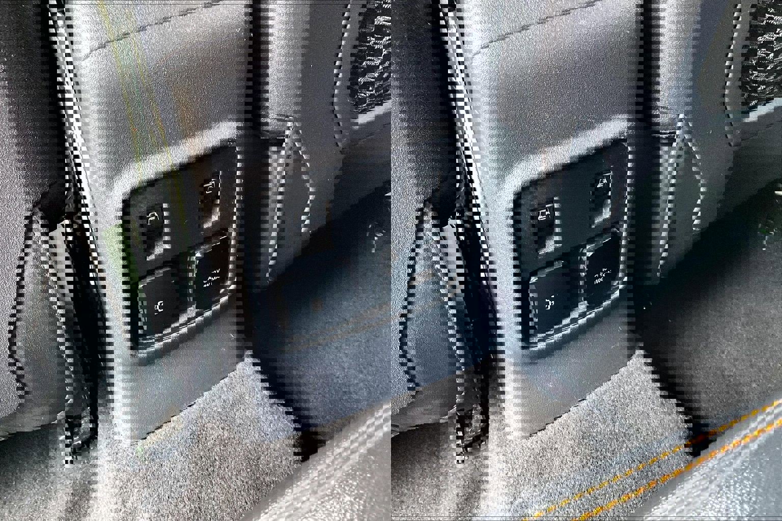 Used 2021 Ford Bronco Badlands image 38