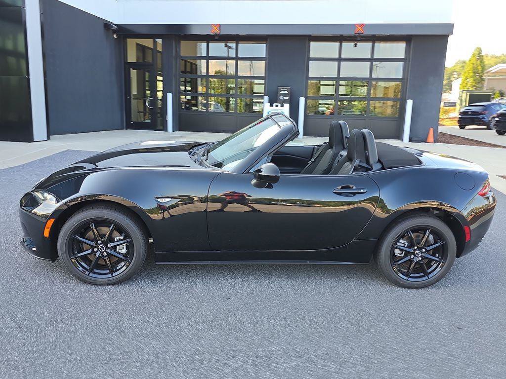 New 2026 MAZDA MX-5 Miata Sport w/ Interior Package RWD image 6