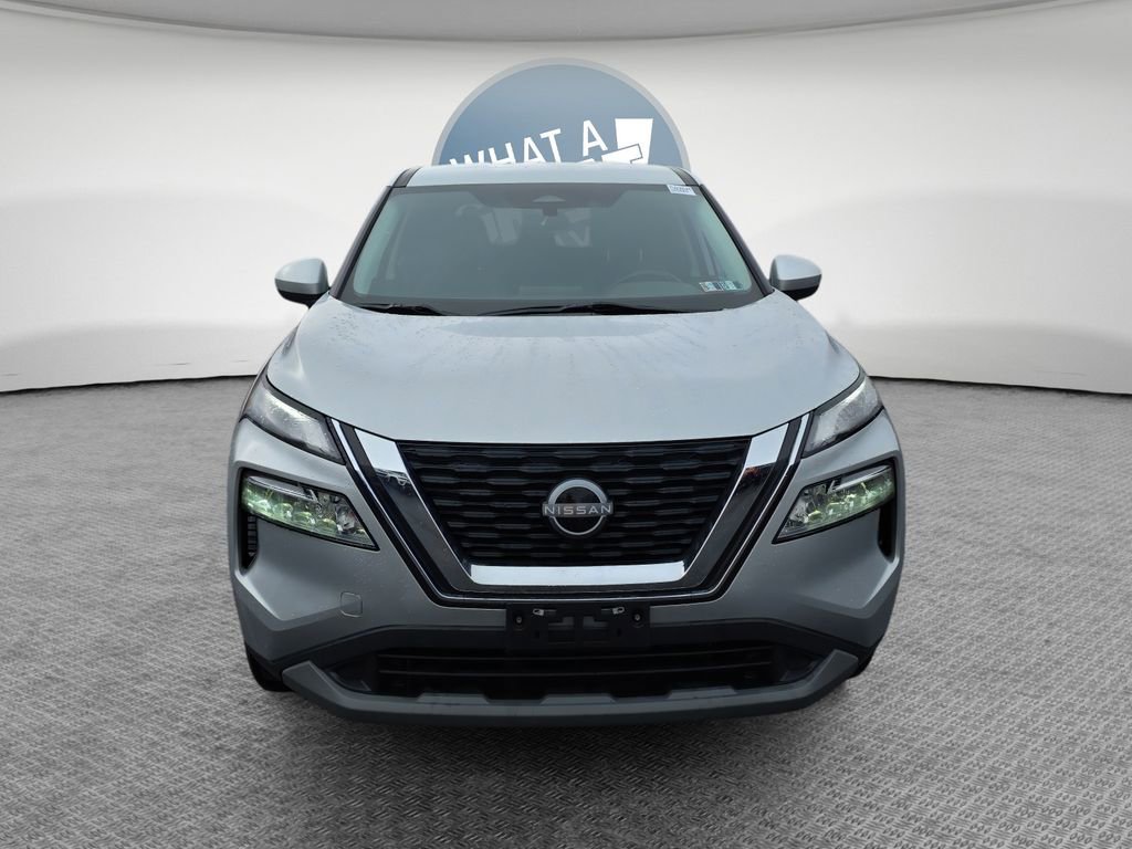 Used 2023 Nissan Rogue SV image 9