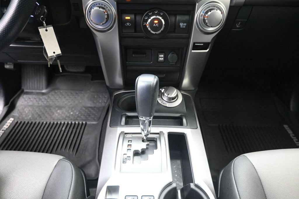 Used 2019 Toyota 4Runner SR5 Premium AWD/4WD image 13