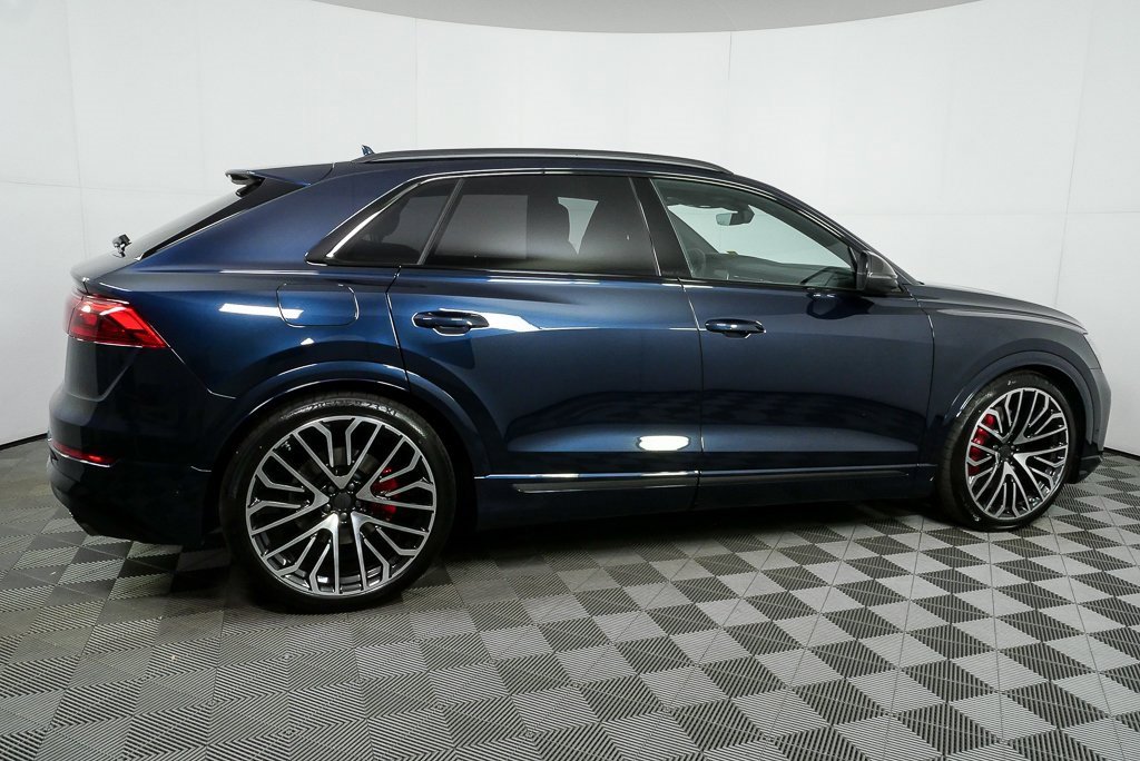 New 2026 Audi SQ8 Prestige video 2