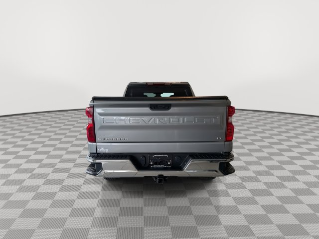 Certified 2024 Chevrolet Silverado 1500 LT AWD/4WD image 10