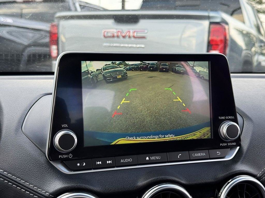 Used 2025 Nissan Sentra SV FWD image 16