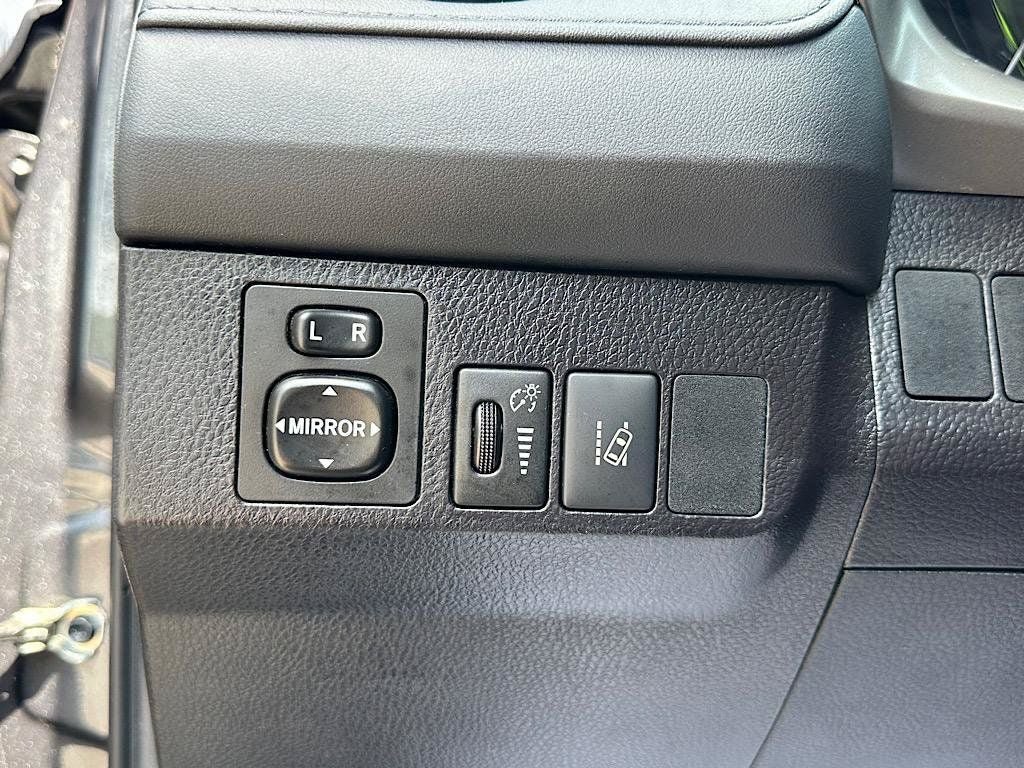 Certified 2018 Toyota RAV4 LE w/ All Weather Liner Package FWD image 17