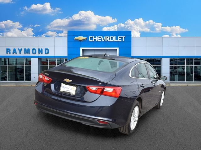 Certified 2018 Chevrolet Malibu LT FWD image 4