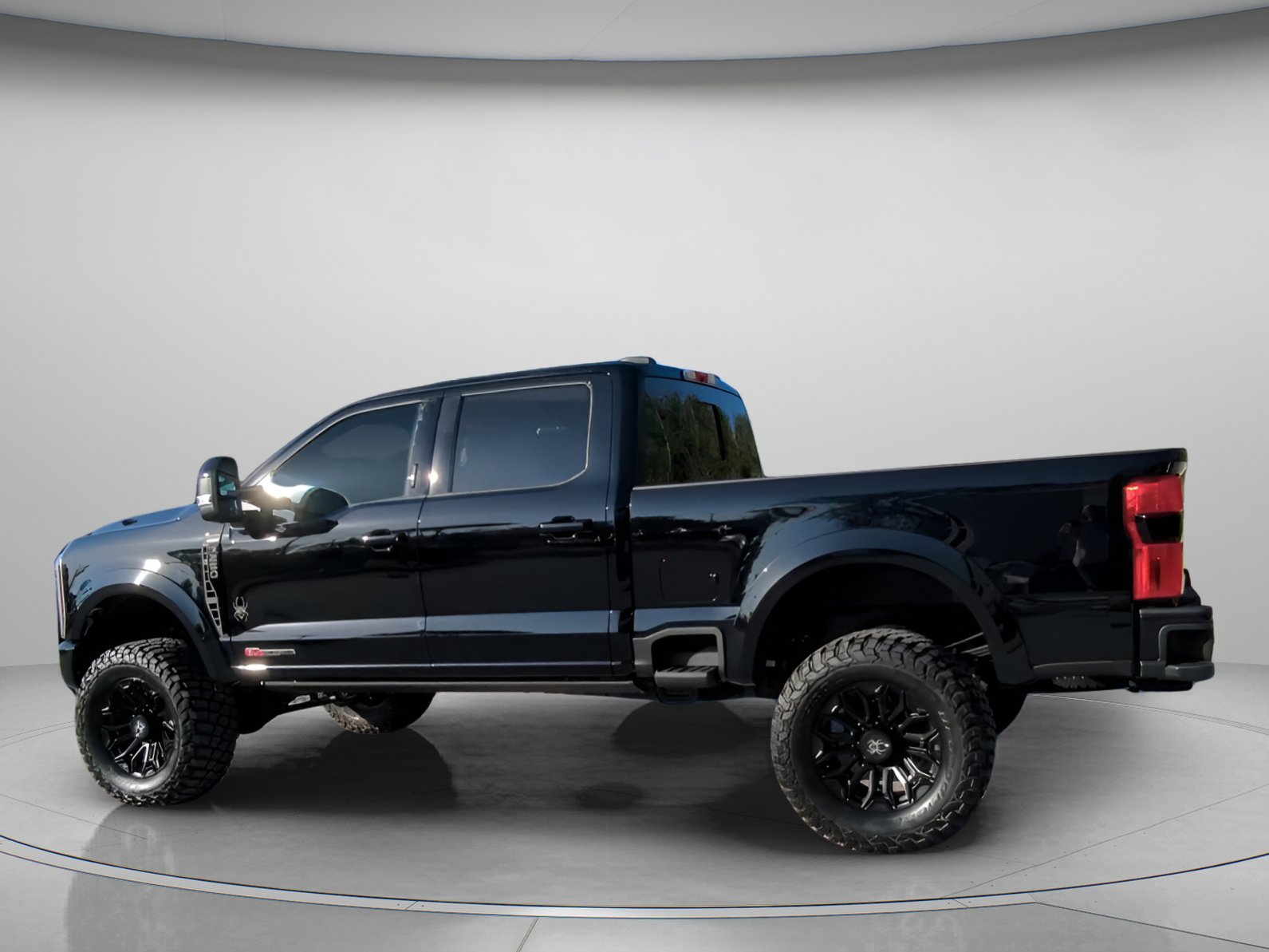 New 2026 Ford F250 Lariat w/ Black Appearance Package image 19
