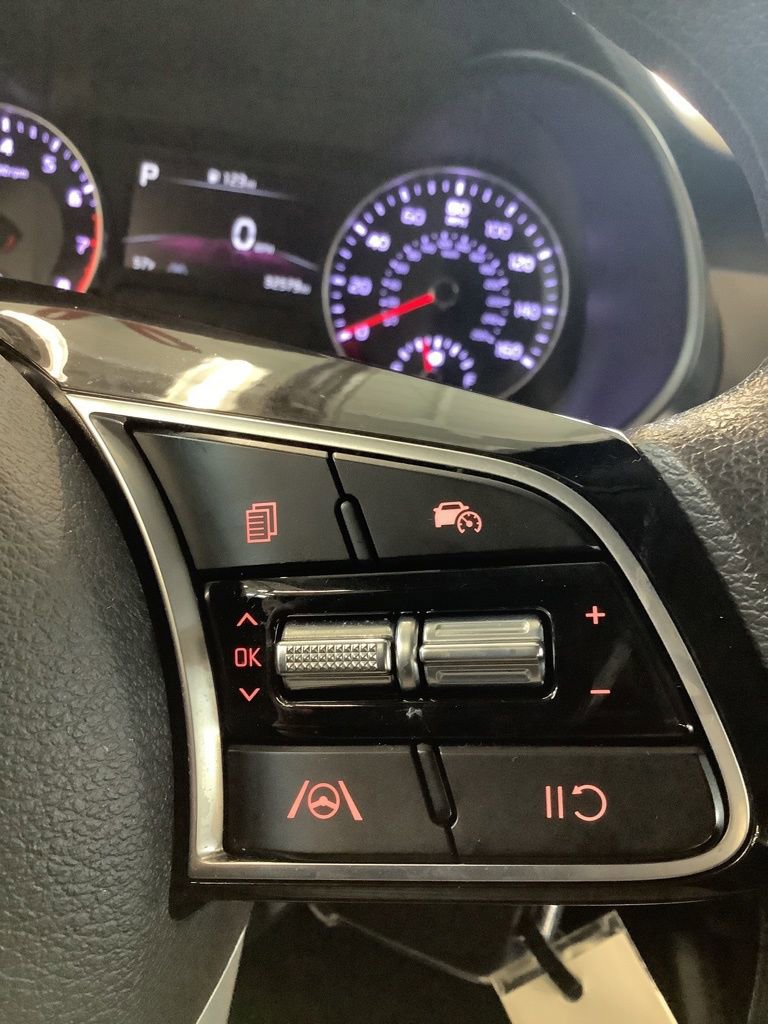 Certified 2023 Kia Forte LXS w/ LXS Technology Package image 15