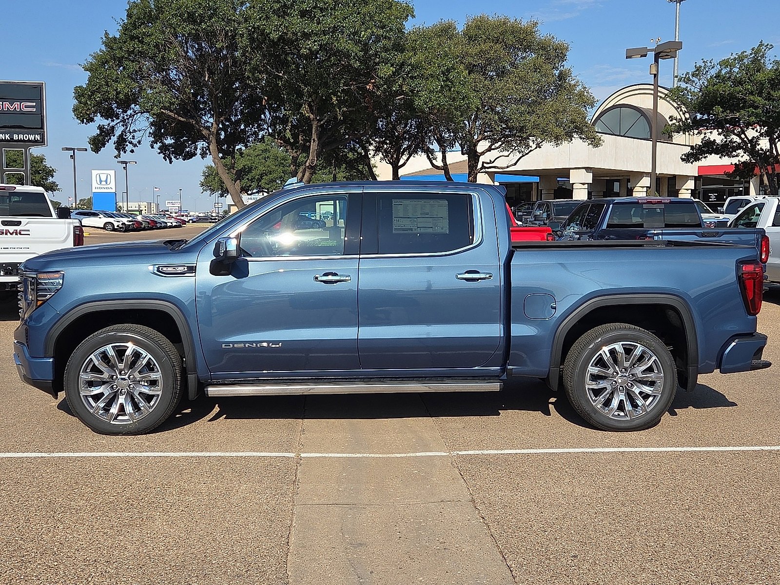 New 2026 GMC Sierra 1500 Denali image 2