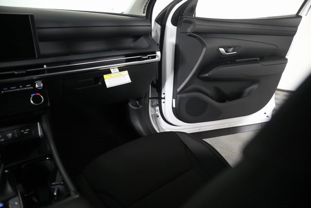 New 2025 Hyundai Tucson SEL image 18