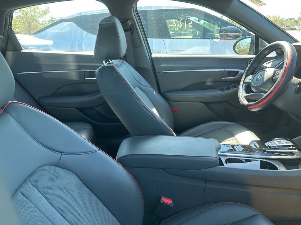 Used 2021 Hyundai Sonata SEL Plus w/ Tech Package image 16