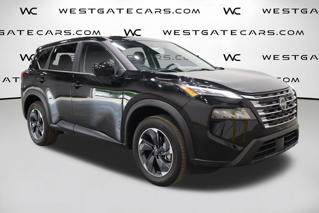 Used 2024 Nissan Rogue SV FWD image 2