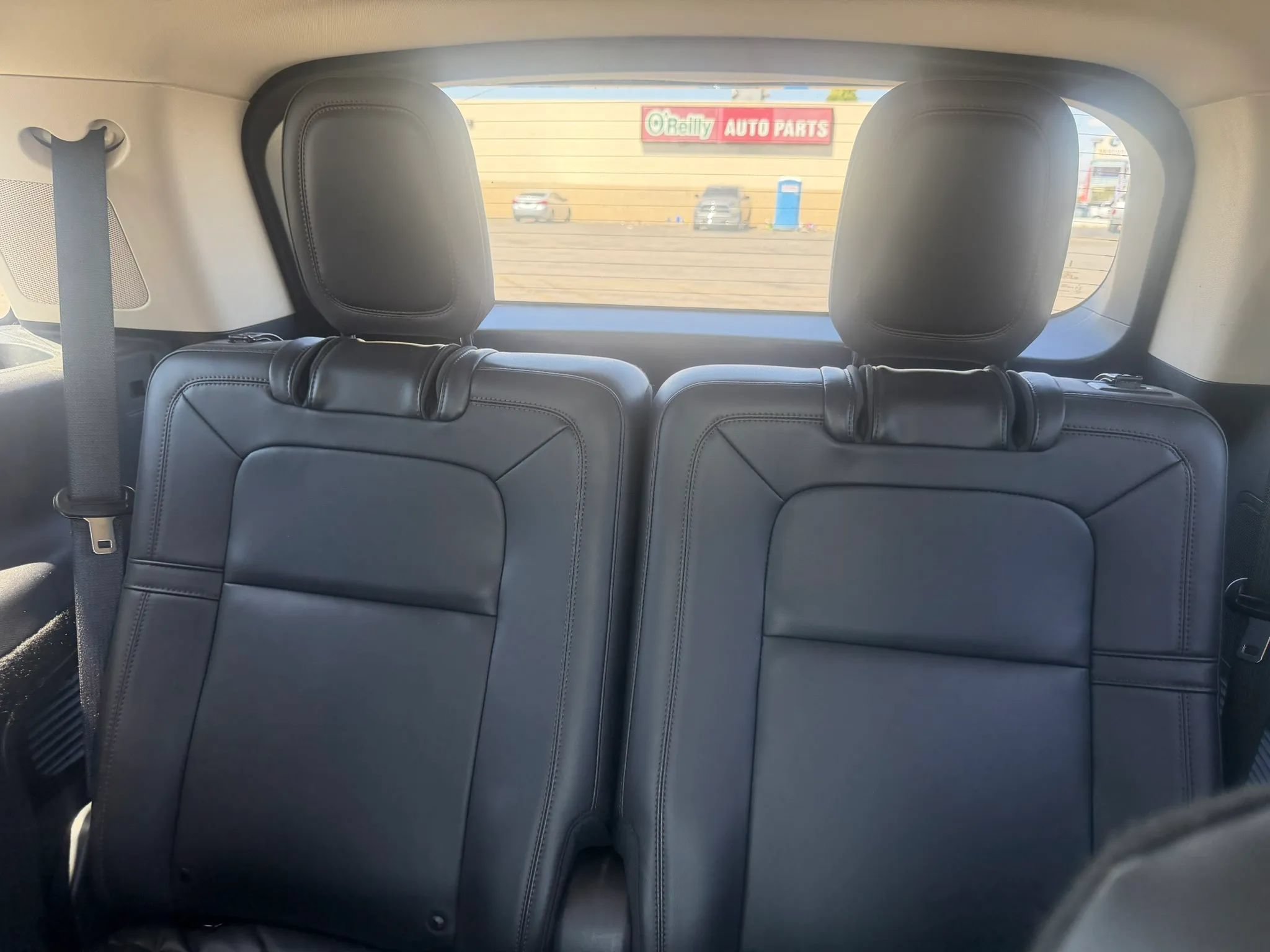 Used 2021 Lincoln Aviator Grand Touring AWD/4WD image 11