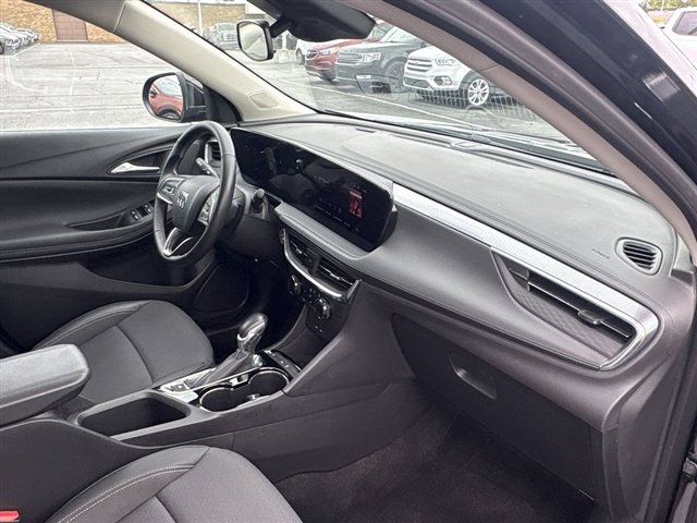 Used 2024 Buick Encore GX Preferred FWD image 27