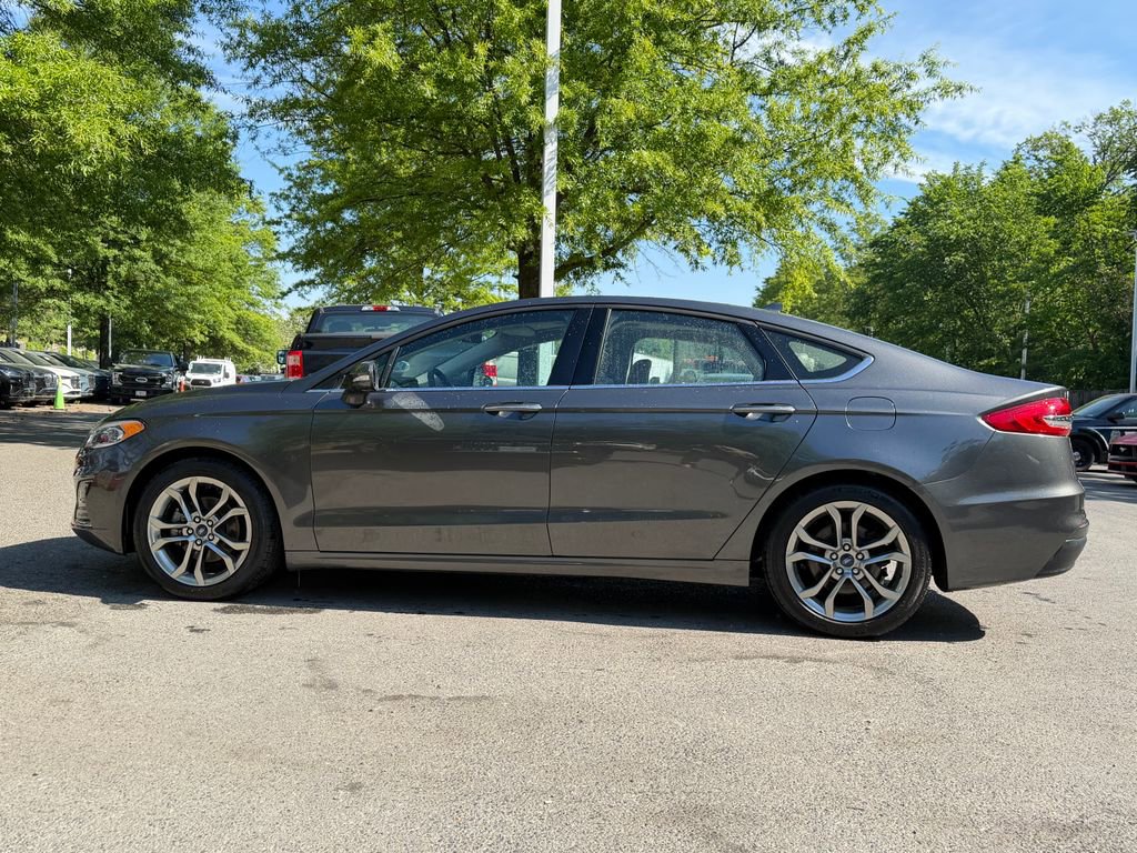 Used 2020 Ford Fusion SEL FWD image 4