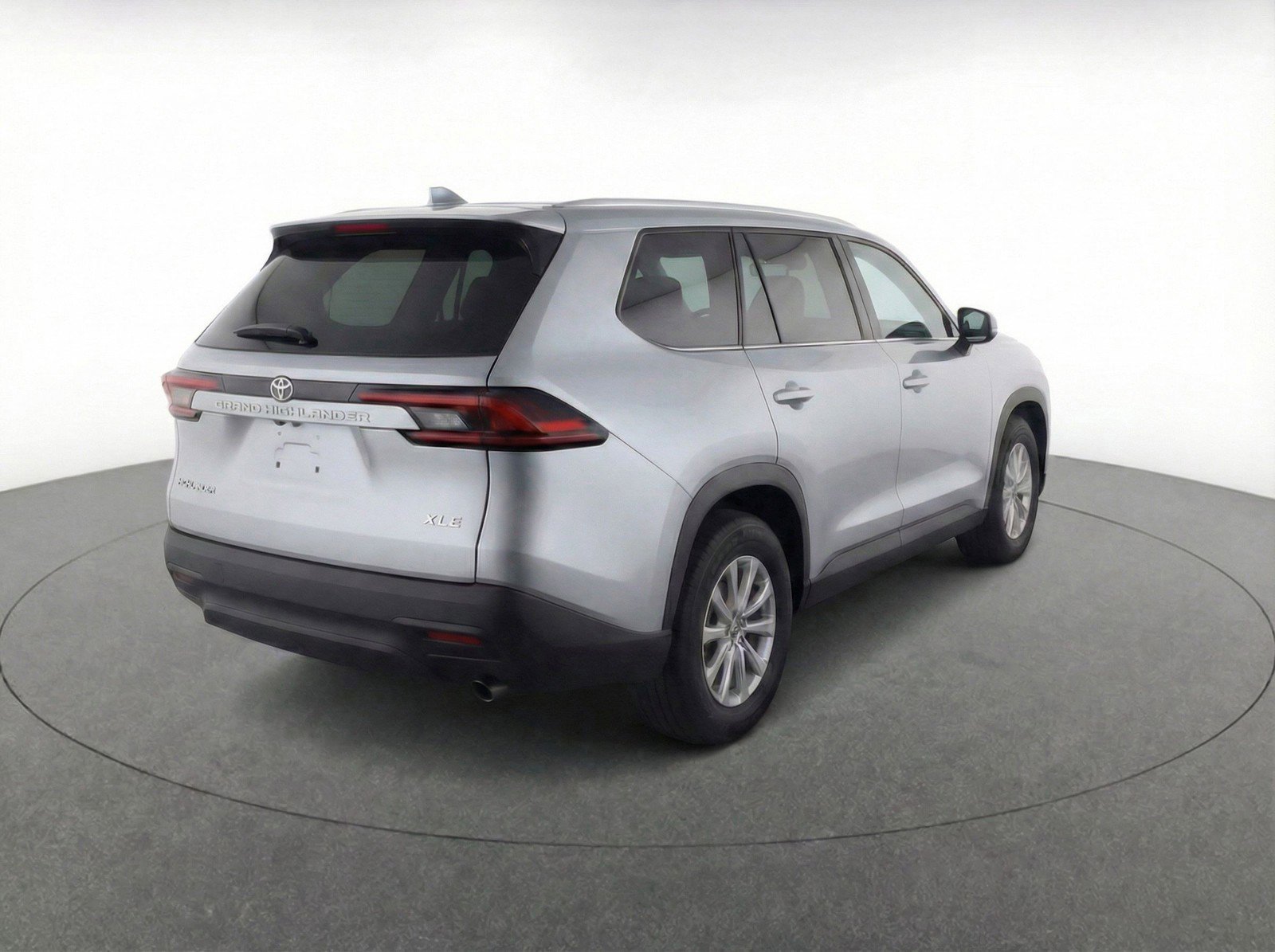 Used 2025 Toyota Grand Highlander FWD image 9
