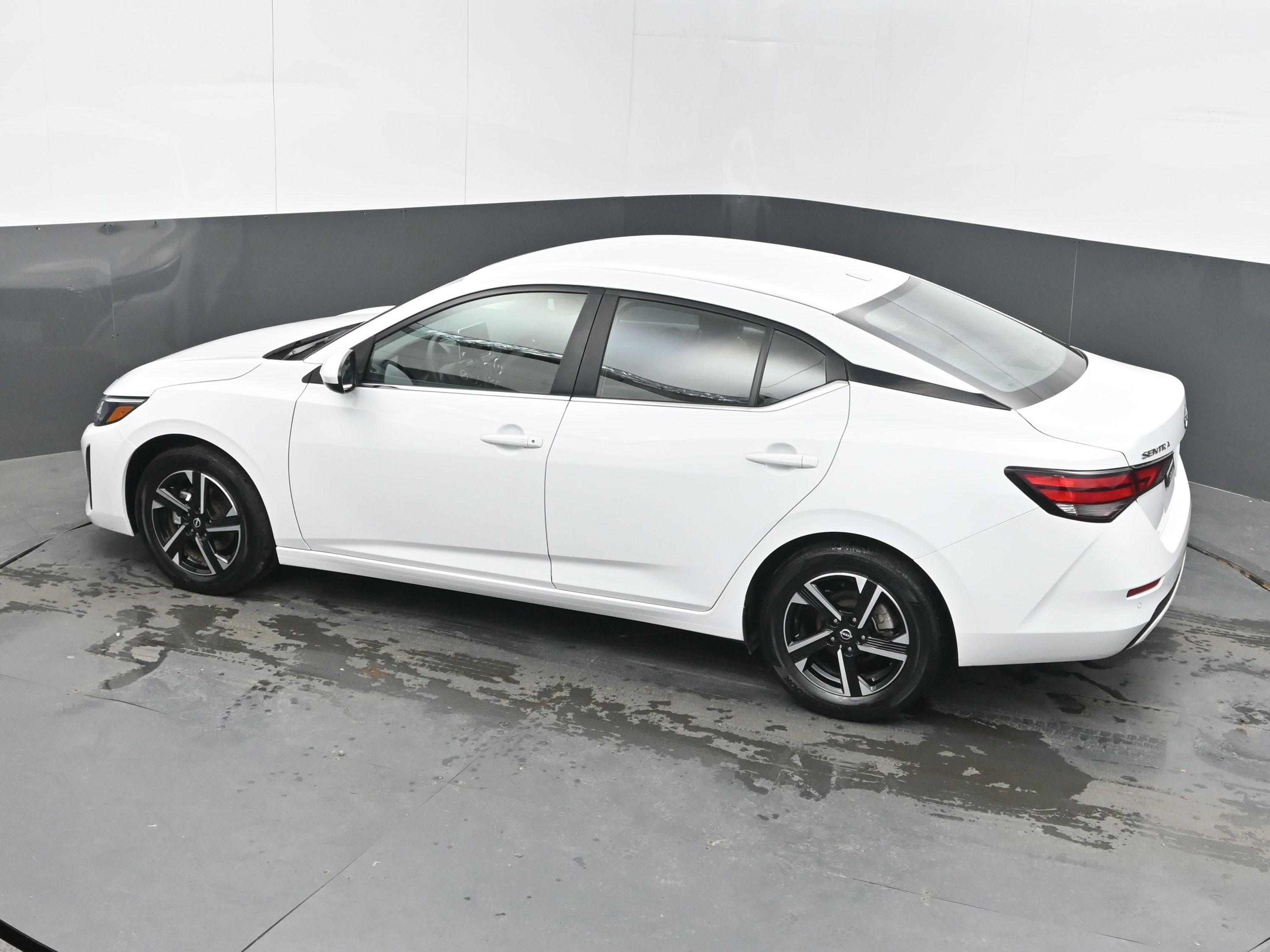 Used 2024 Nissan Sentra SV image 36