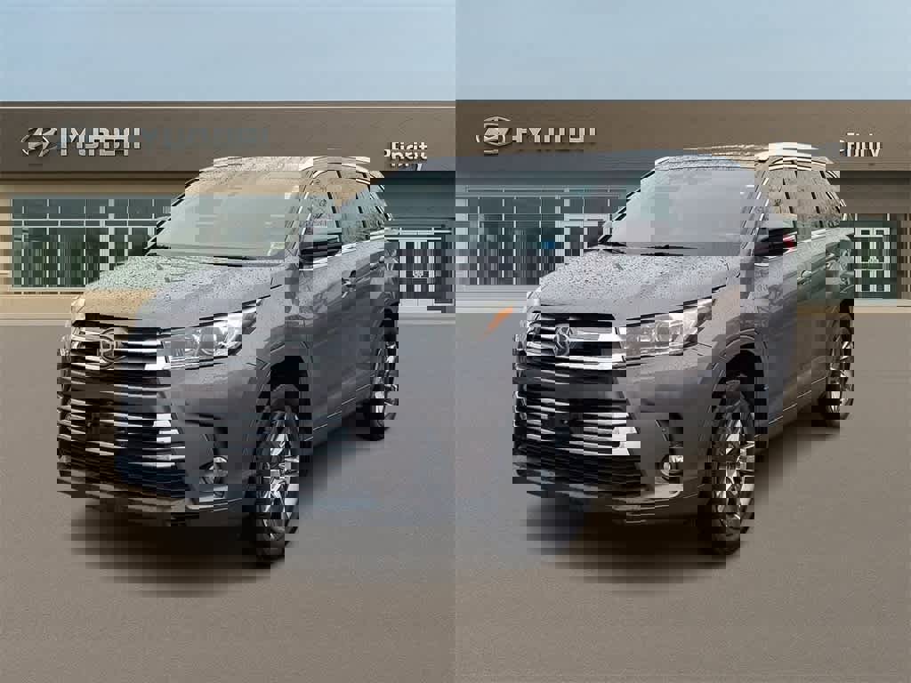 Used 2017 Toyota Highlander Limited Platinum