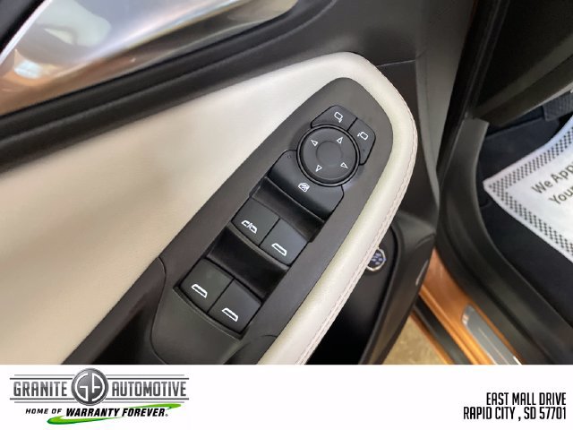 Used 2026 Buick Encore GX Avenir w/ Avenir Convenience Package FWD image 12