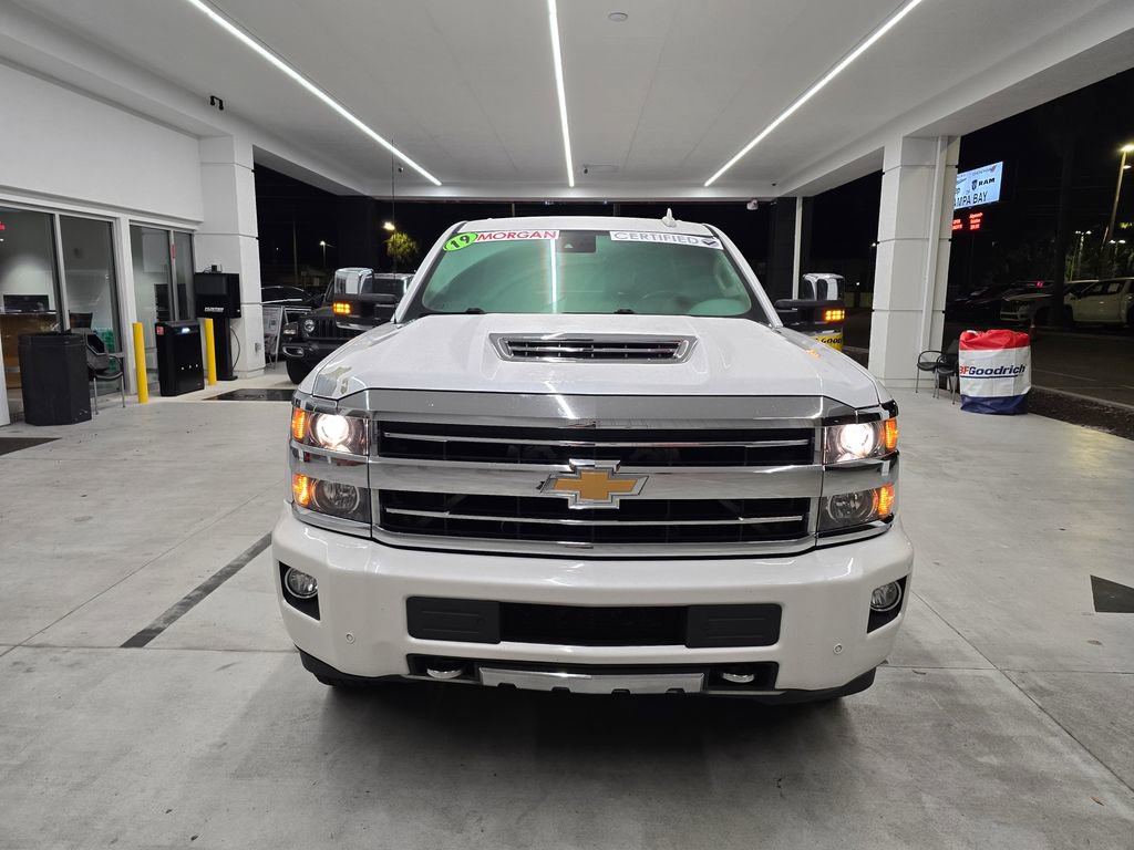 Used 2019 Chevrolet Silverado 2500 High Country w/ Duramax Plus Package image 8