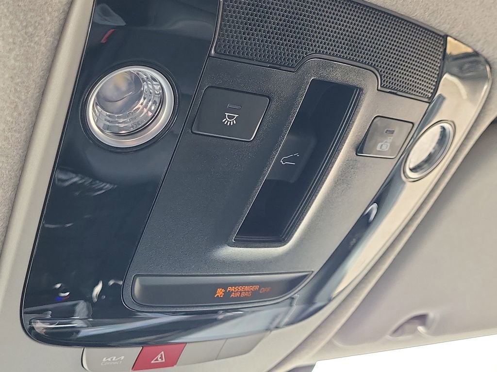 Certified 2023 Kia Niro Wave w/ Wave Preserve Package image 32