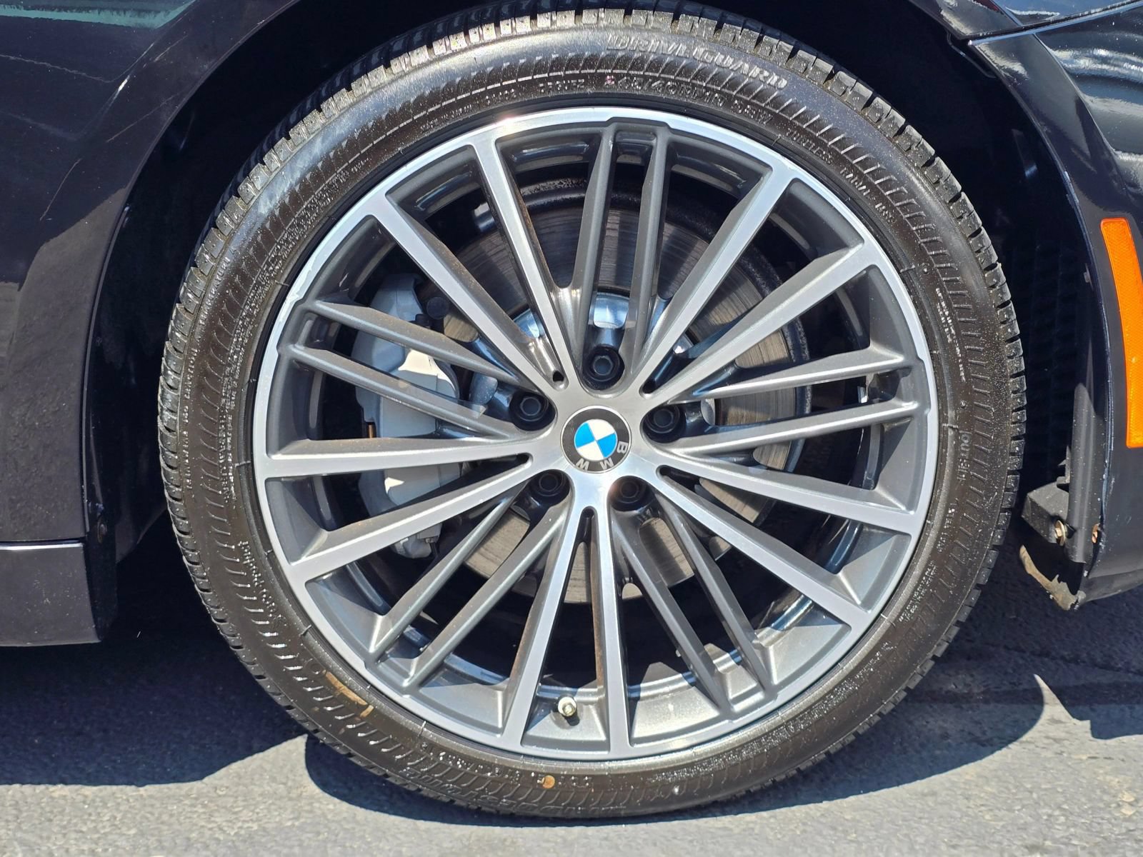 Used 2021 BMW 530i xDrive AWD/4WD image 10