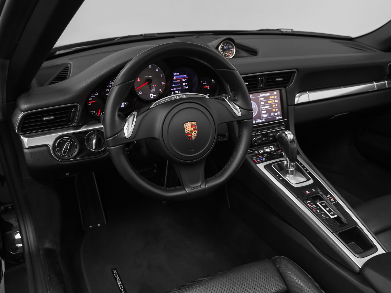 Certified 2015 Porsche 911 Carrera S RWD image 33