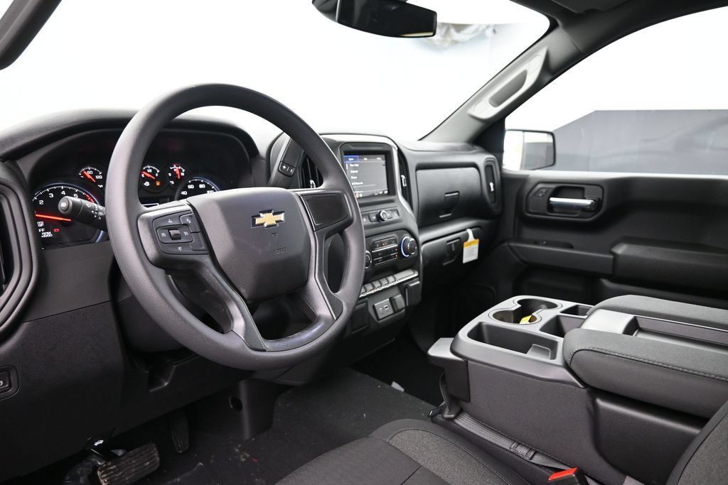 New 2026 Chevrolet Silverado 1500 Custom w/ Turbomax Blackout Package AWD/4WD image 15