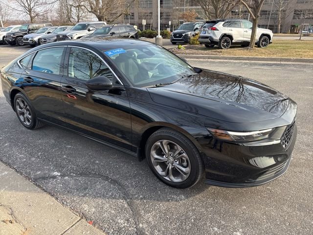 Certified 2024 Honda Accord EX image 6