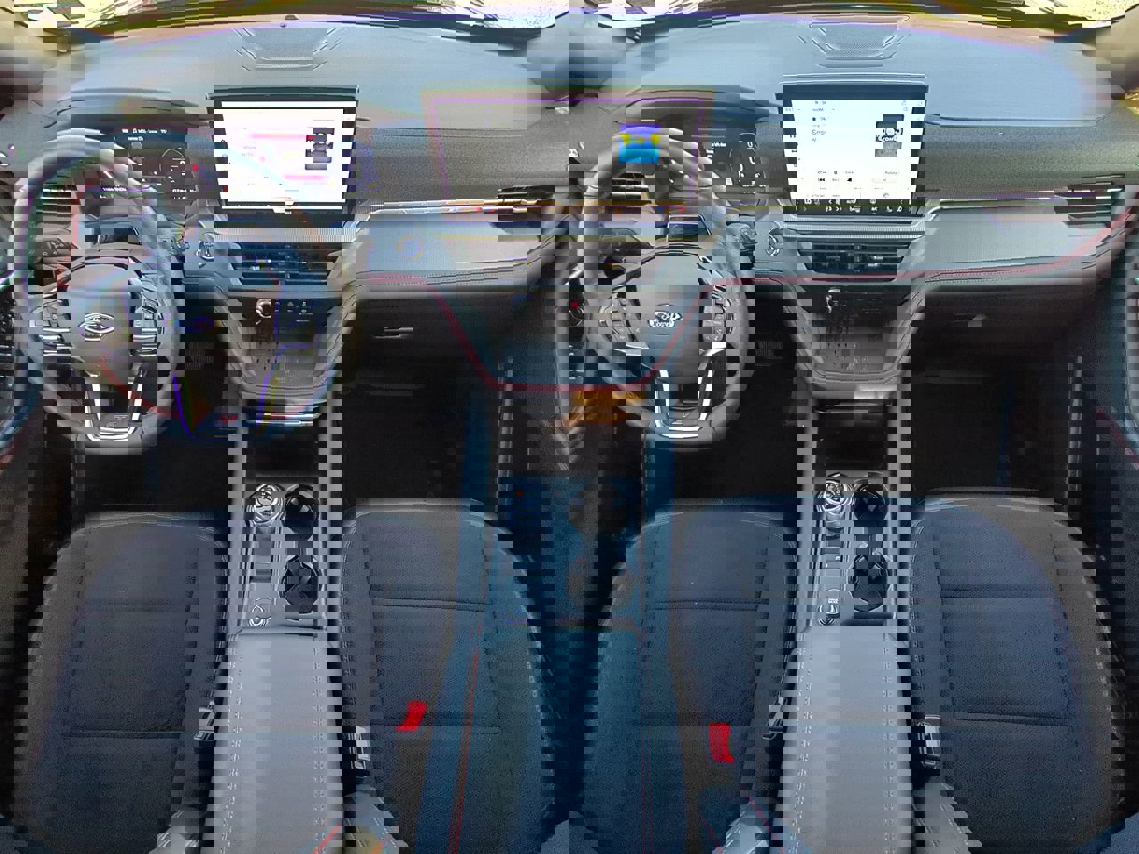 Used 2025 Ford Explorer ST image 15