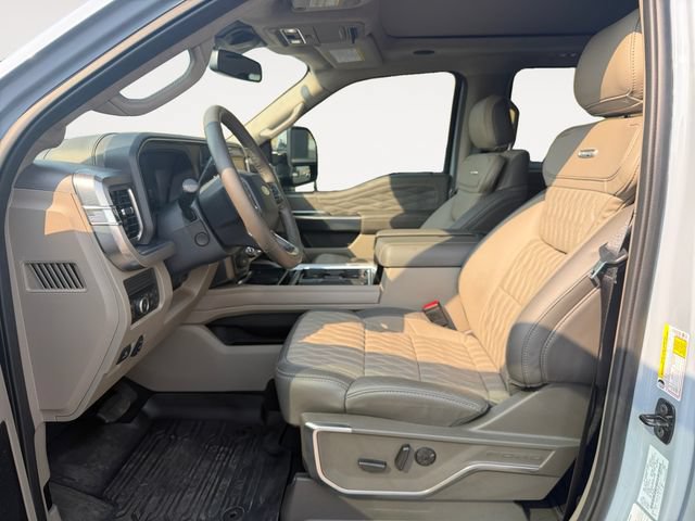 Used 2025 Ford F450 Platinum w/ Platinum Plus Package AWD/4WD image 11
