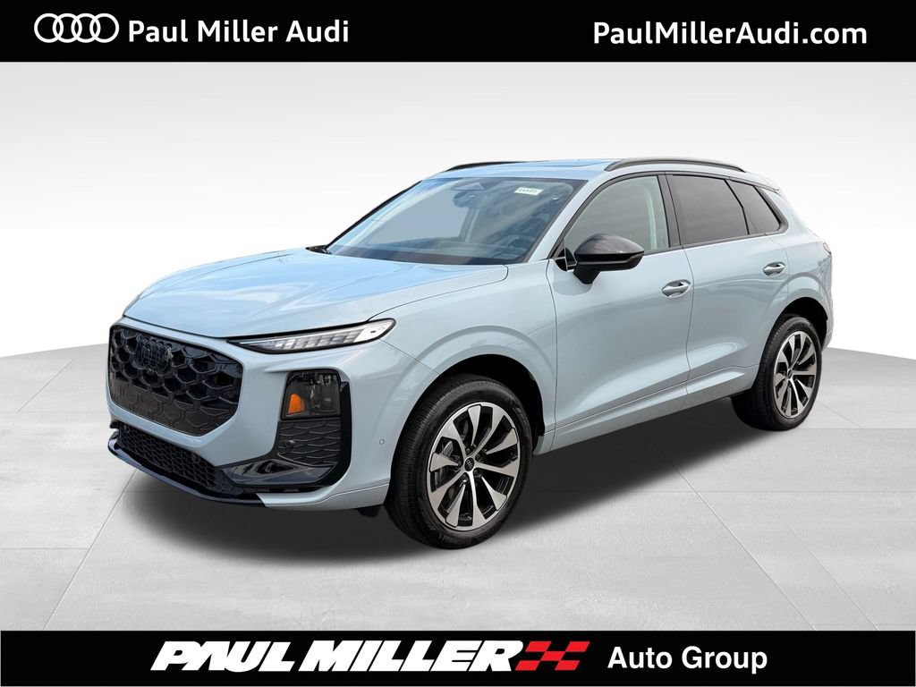 New 2026 Audi Q3 quattro 2.0T AWD/4WD 360° Tour