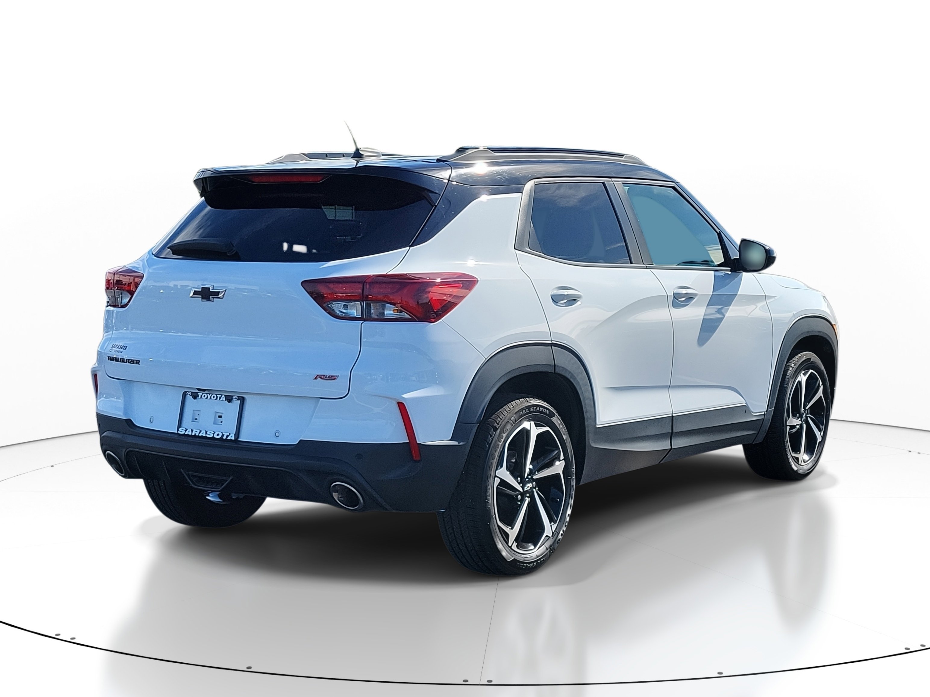 Used 2021 Chevrolet TrailBlazer RS w/ Technology Package image 6