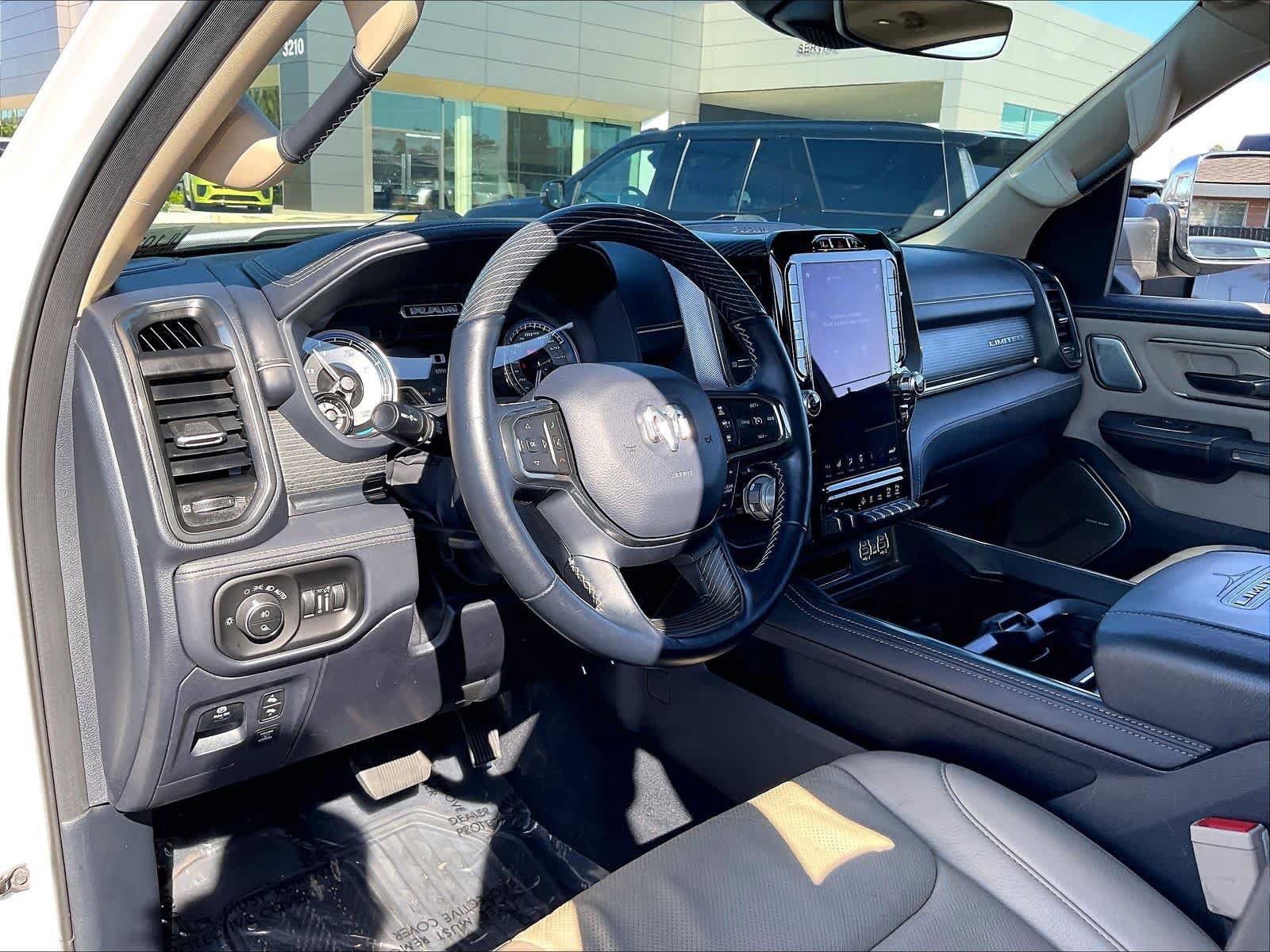 Used 2021 RAM 1500 Limited AWD/4WD image 16