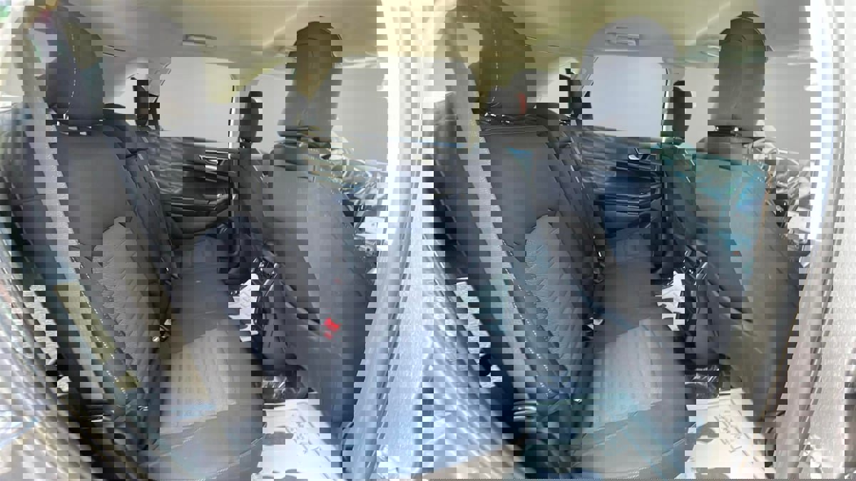 Used 2021 Ford Edge SE w/ Cargo Accessory Package image 14