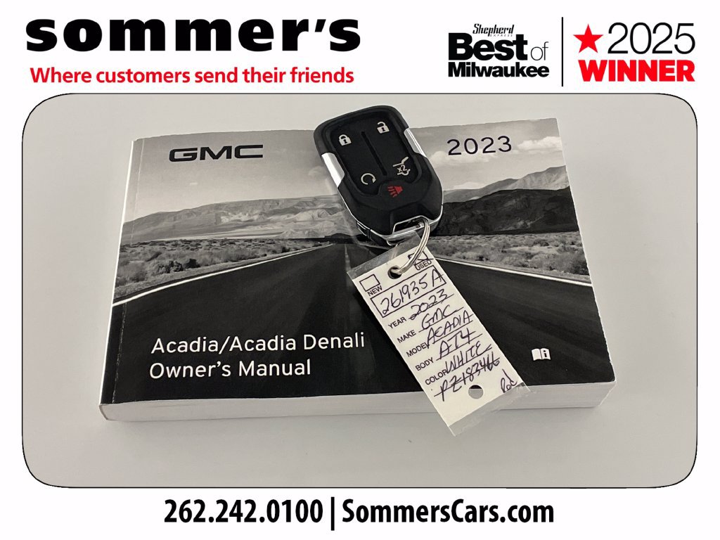 Used 2023 GMC Acadia AT4 w/ Technology Package AWD/4WD image 26