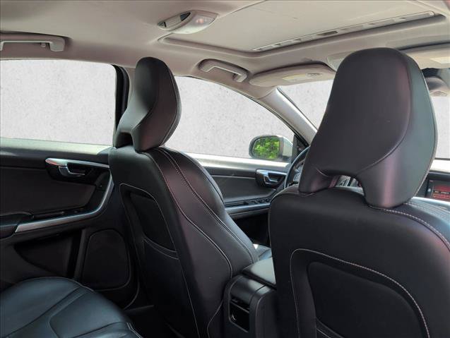 Used 2018 Volvo S60 T5 Dynamic w/ Vision Package FWD image 19