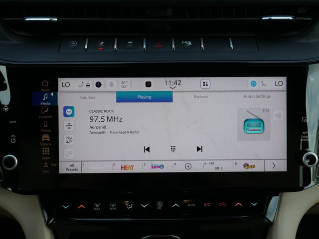 New 2027 Jeep Grand Cherokee Limited AWD/4WD image 21
