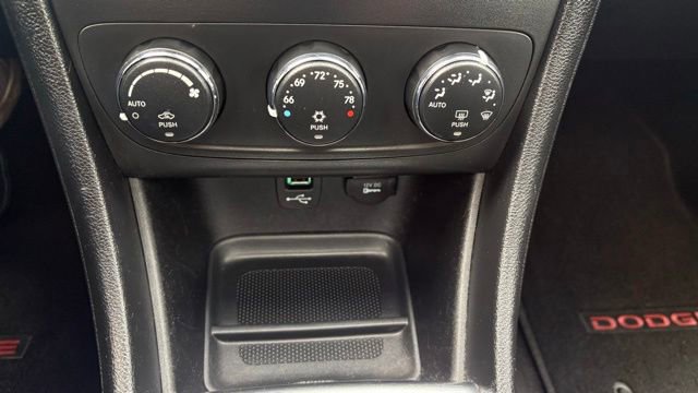 Used 2013 Dodge Avenger R/T w/ Sun/Sound Group FWD image 26