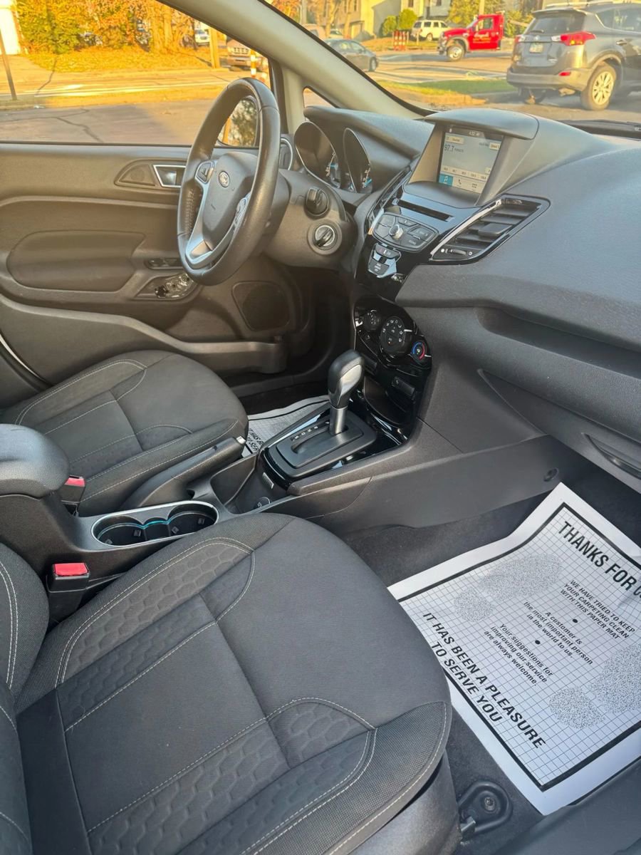 Used 2016 Ford Fiesta SE w/ Equipment Group 201A image 18