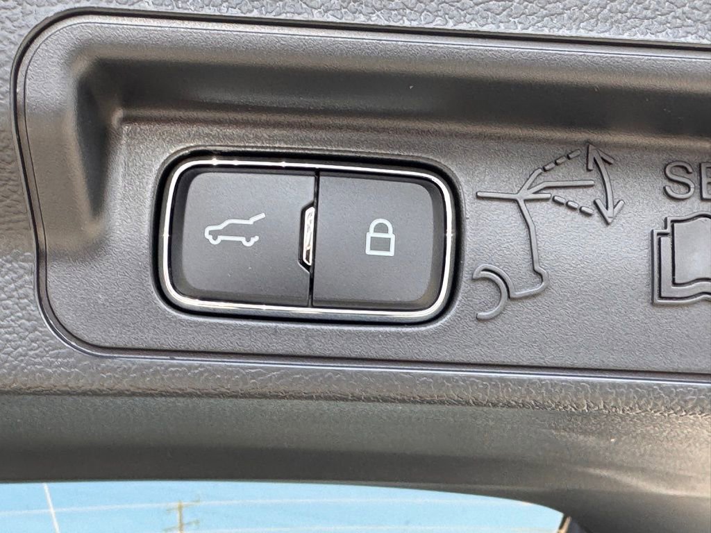 New 2026 Ford Explorer ST-Line image 14