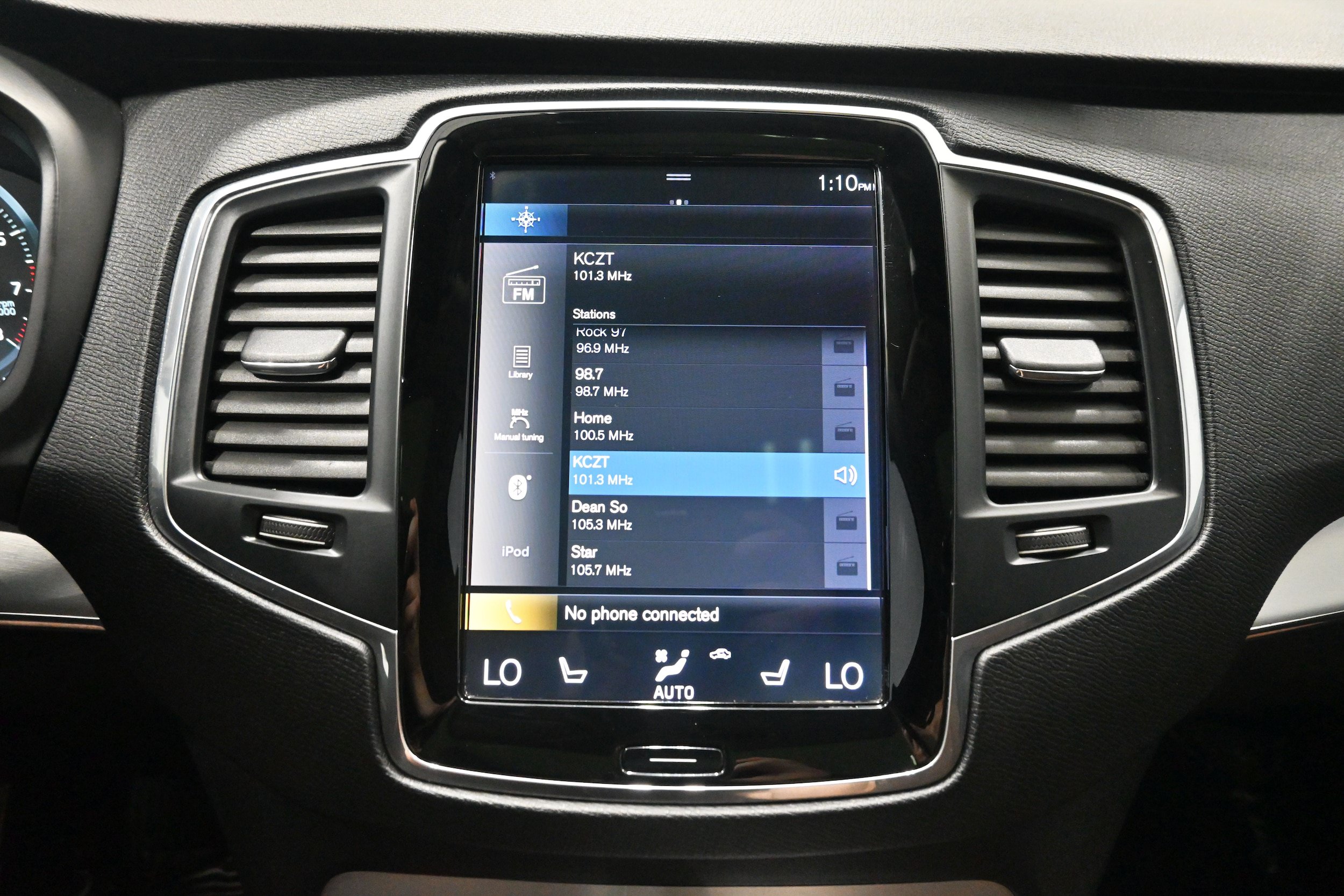 Used 2019 Volvo XC90 T5 Momentum AWD/4WD image 11