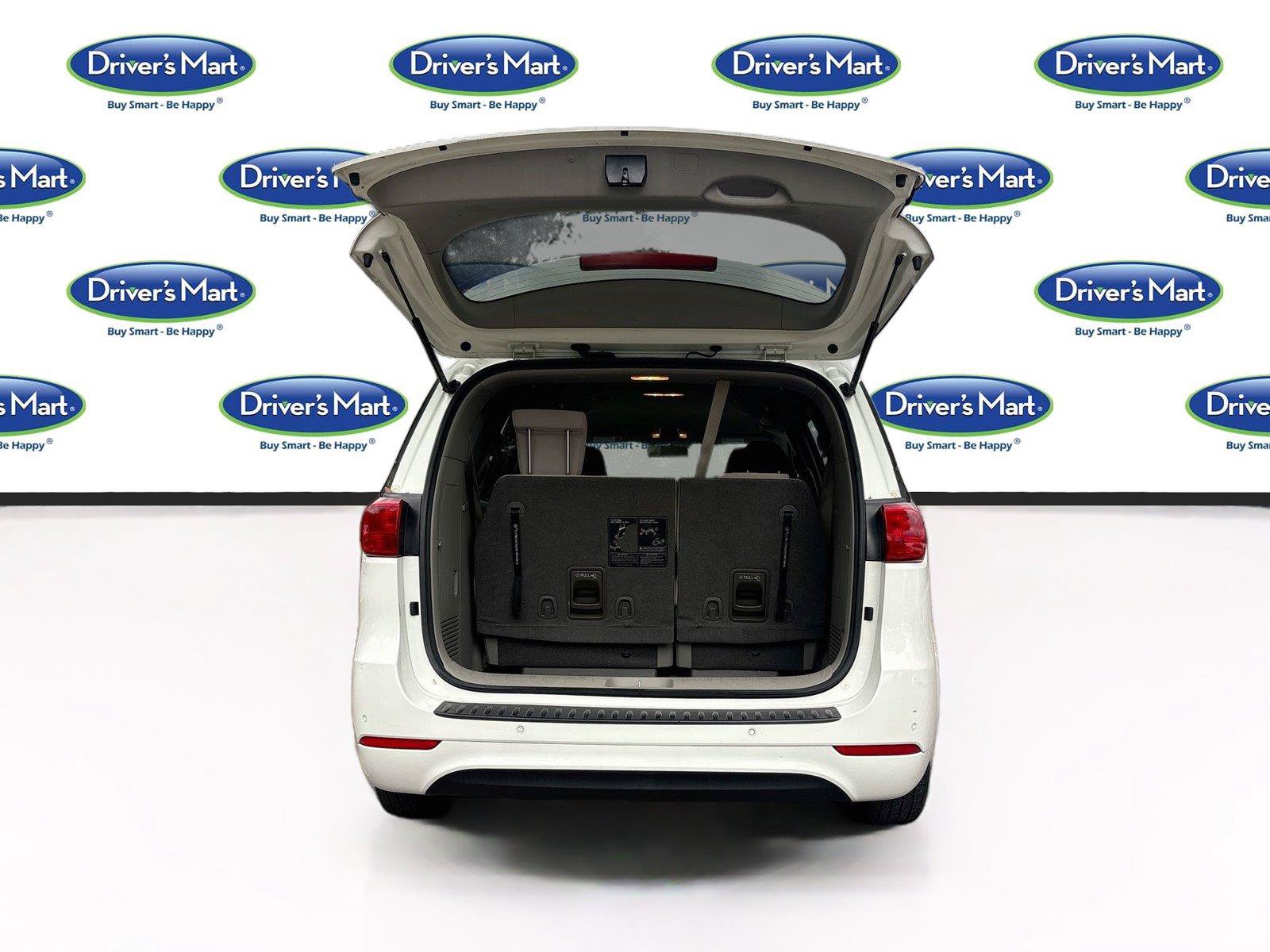 Used 2016 Kia Sedona LX w/ Option Group 020 FWD image 25