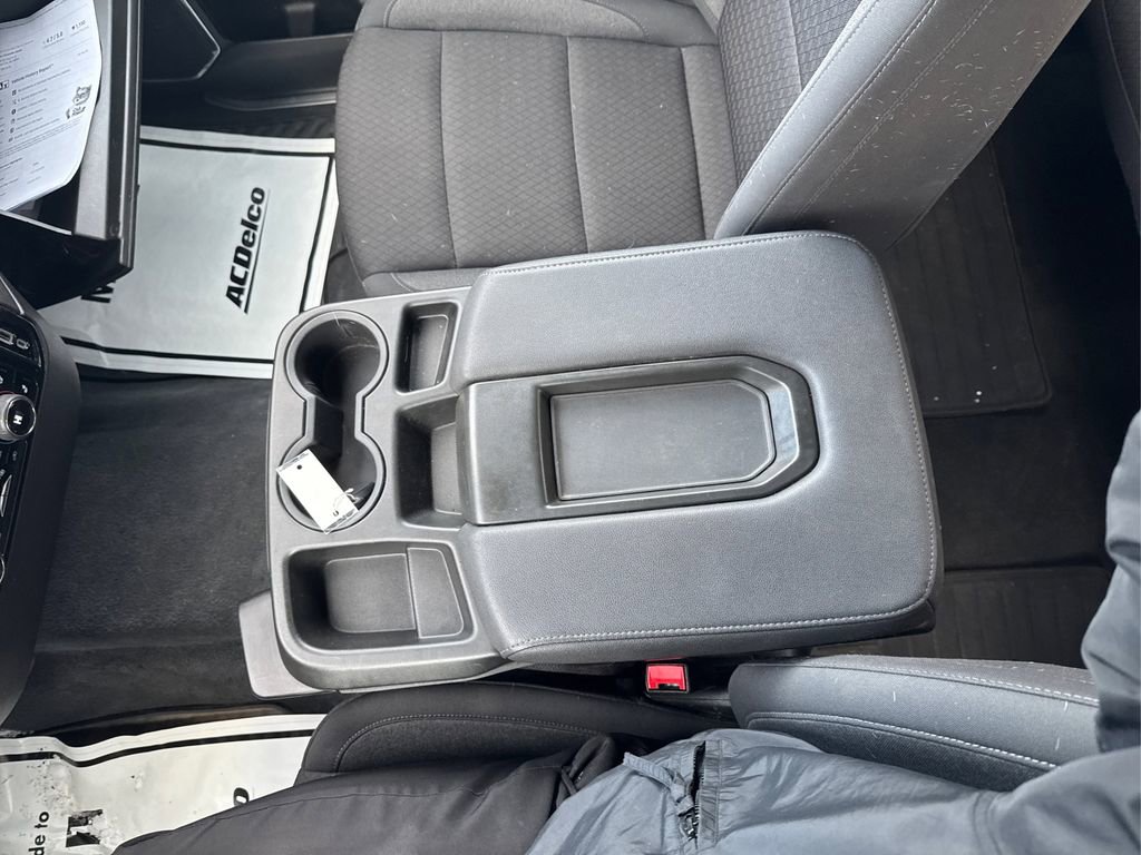 Used 2024 Chevrolet Silverado 1500 LT image 12