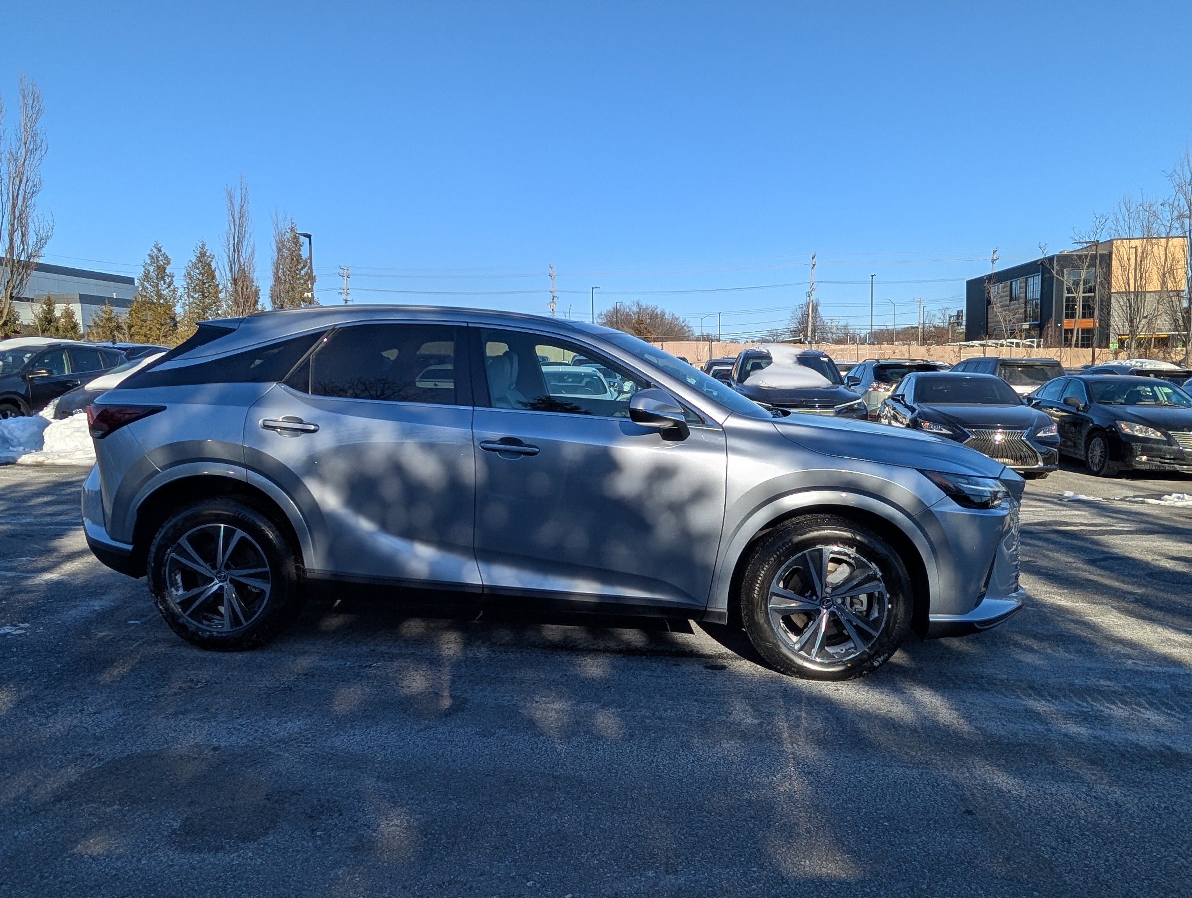 Used 2023 Lexus RX 350 Premium w/ Accessory Package AWD/4WD image 2