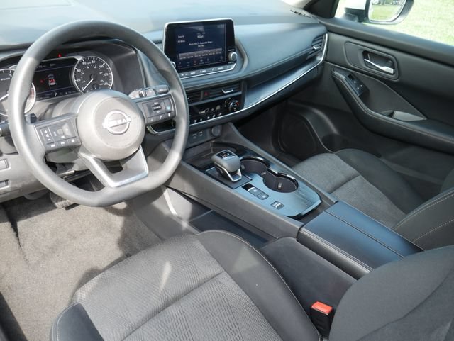 Used 2024 Nissan Rogue SV FWD image 13