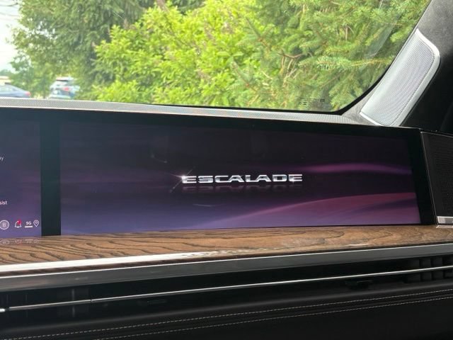 Certified 2025 Cadillac Escalade ESV Sport Platinum AWD/4WD image 26