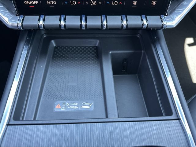 New 2026 GMC Acadia Elevation w/ Black Edition FWD image 21
