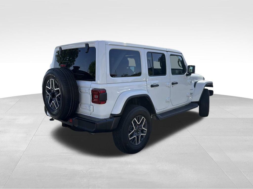 Used 2024 Jeep Wrangler Sahara w/ Technology Group AWD/4WD image 3