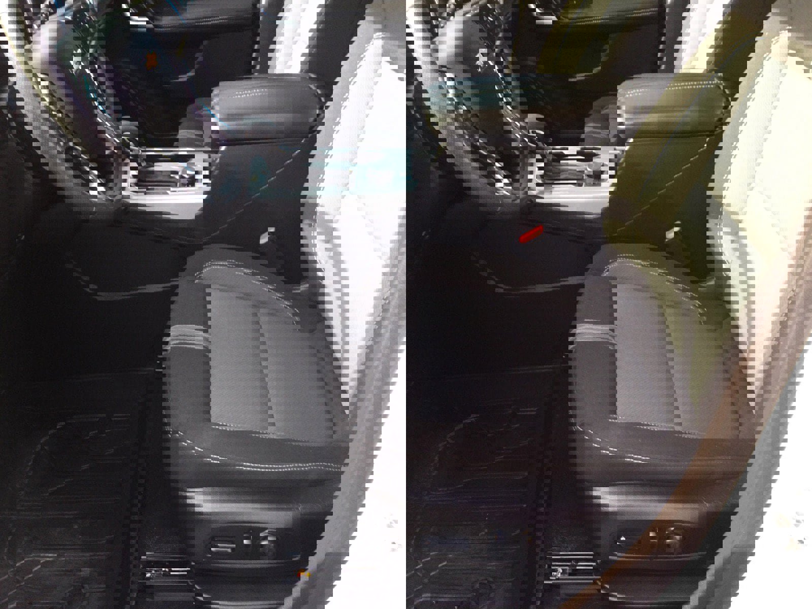 Used 2024 Chevrolet Blazer LT w/ Convenience Package image 14